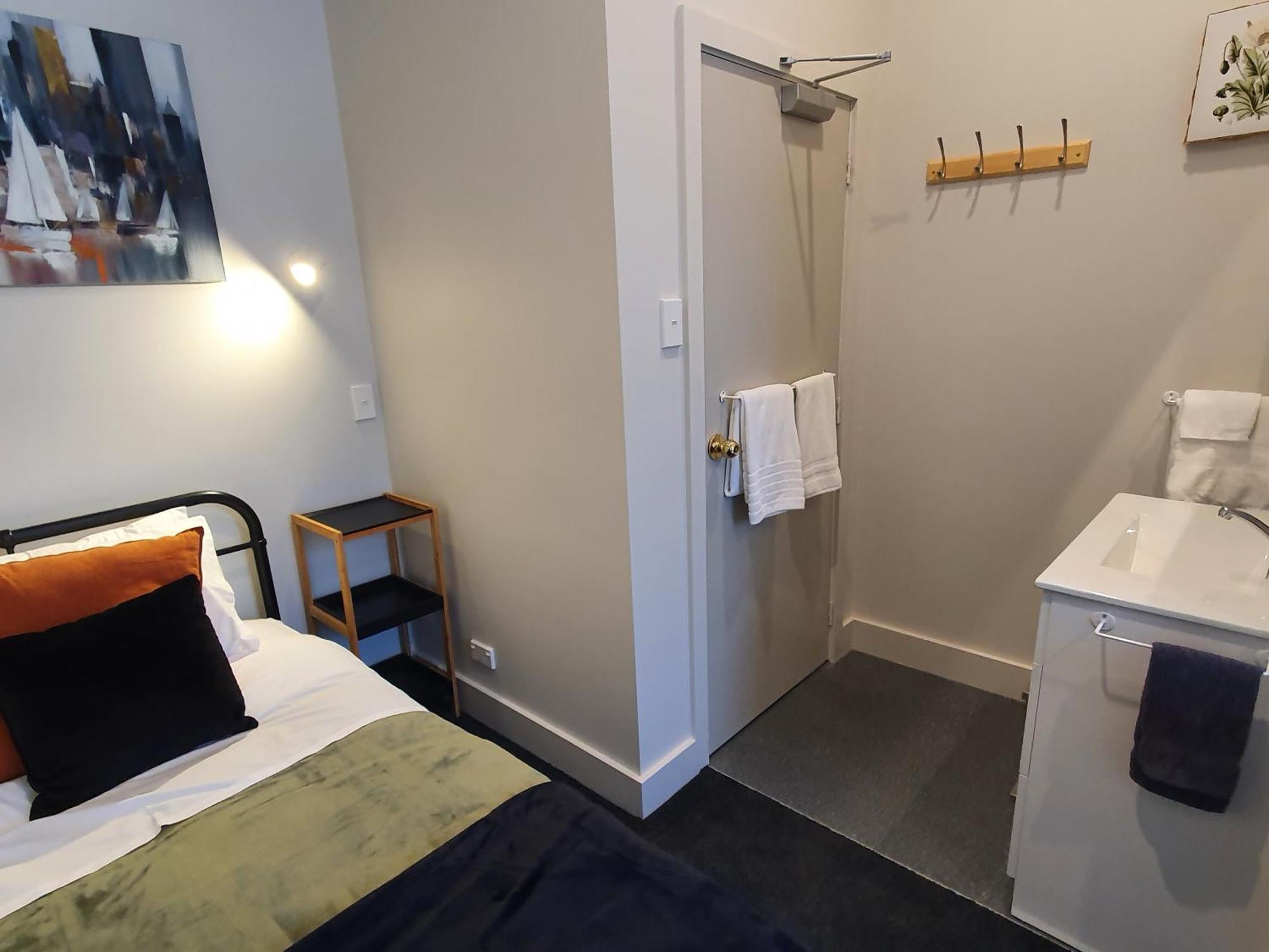 Travel Stay City Hostel ديوندين المظهر الخارجي الصورة