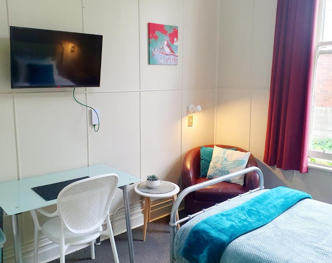 Travel Stay City Hostel ديوندين المظهر الخارجي الصورة